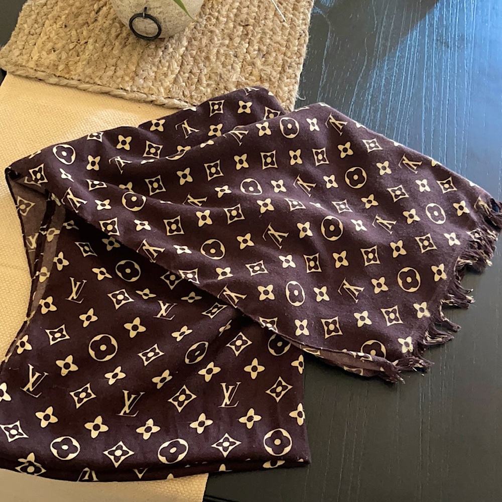 Beige and Brown Scarf 🤎